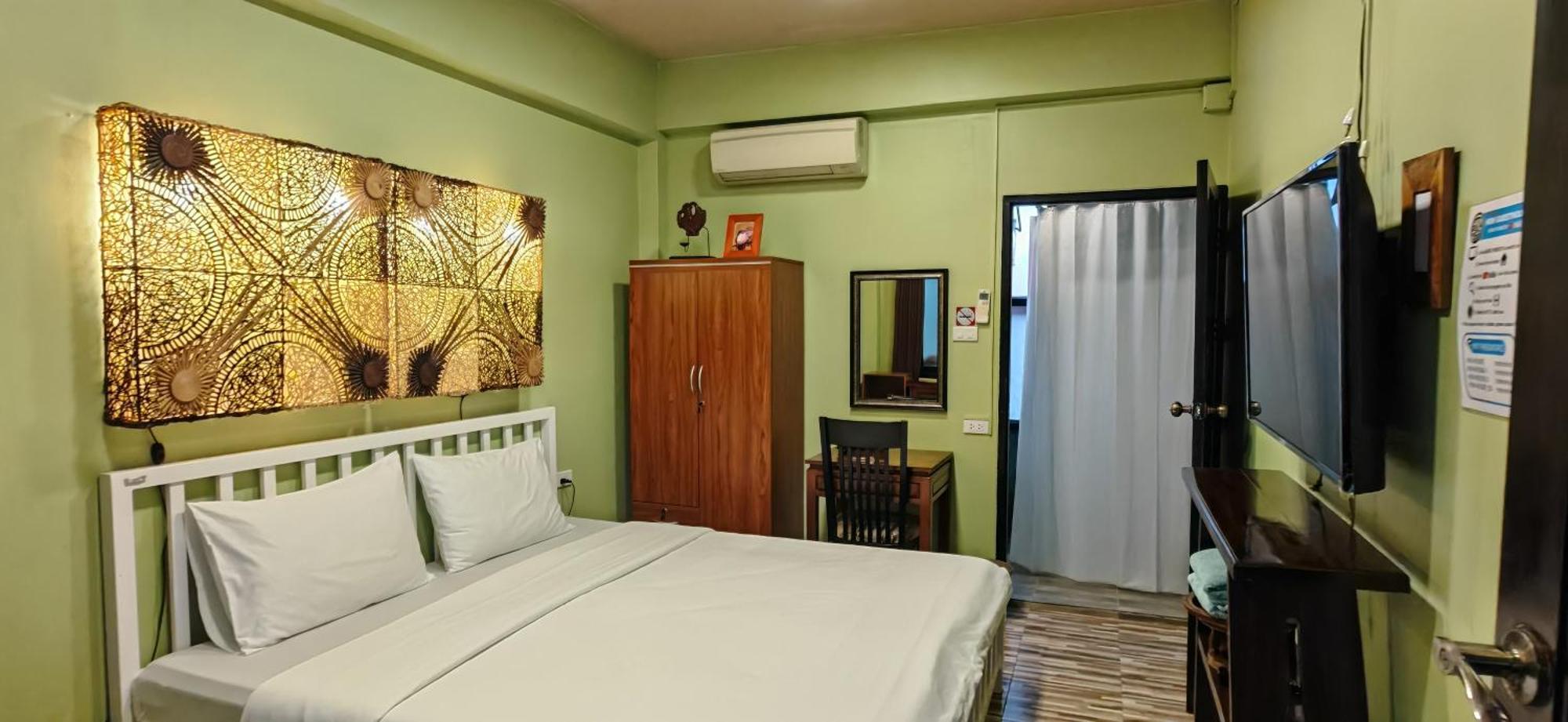 Rumah tetamu Hoh *